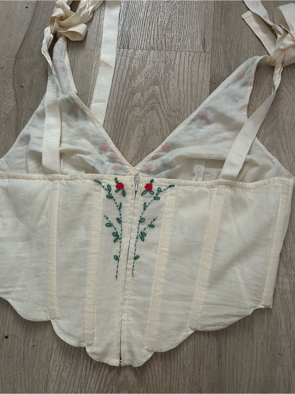 LPA White Embroidered V-Neck Corset Camisole with Red & Green Floral Detail - Picture 4 of 7